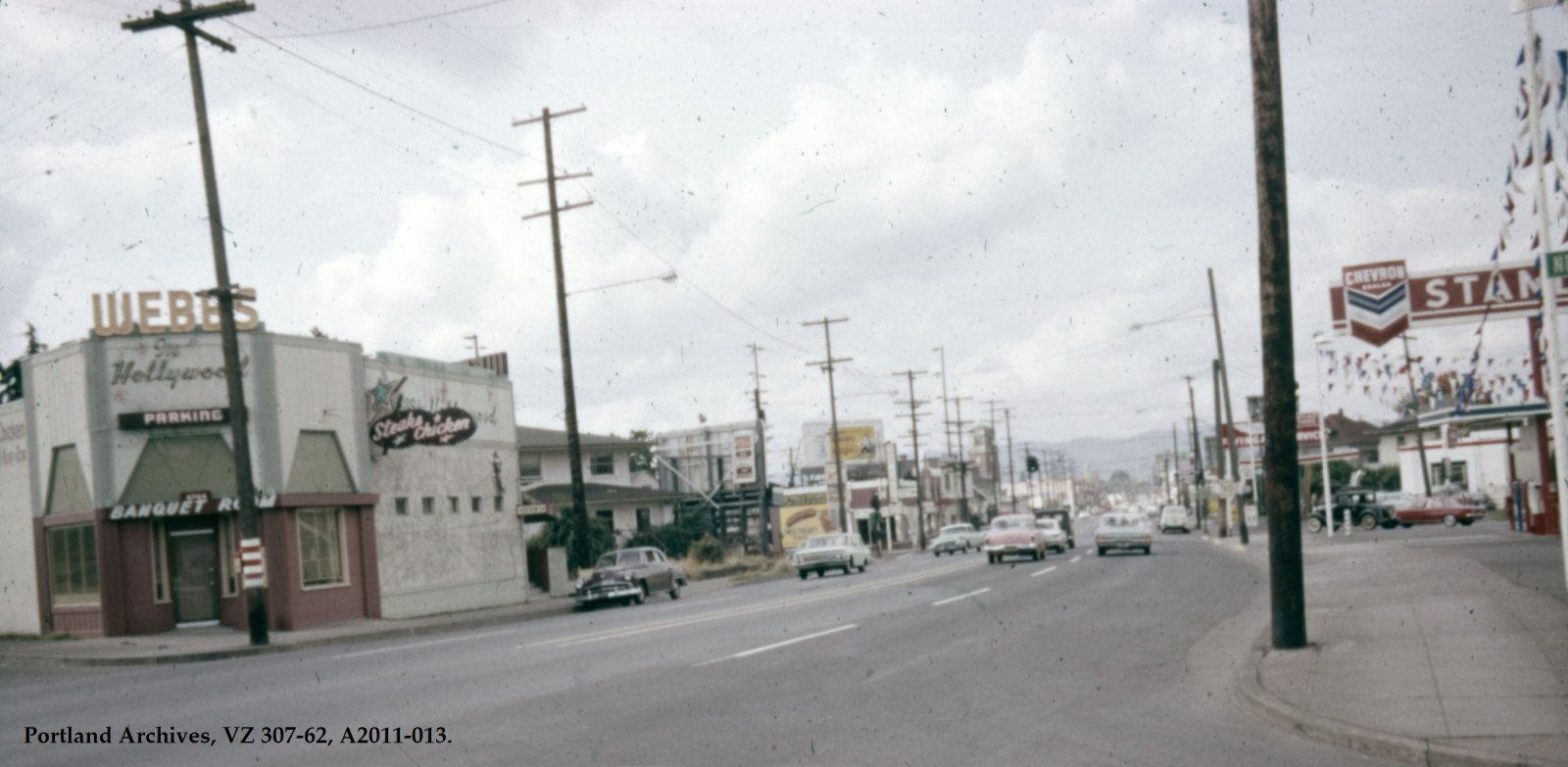 1962-sep-30_ne-sandy-blvd-near-ne-48th-ave.jpg