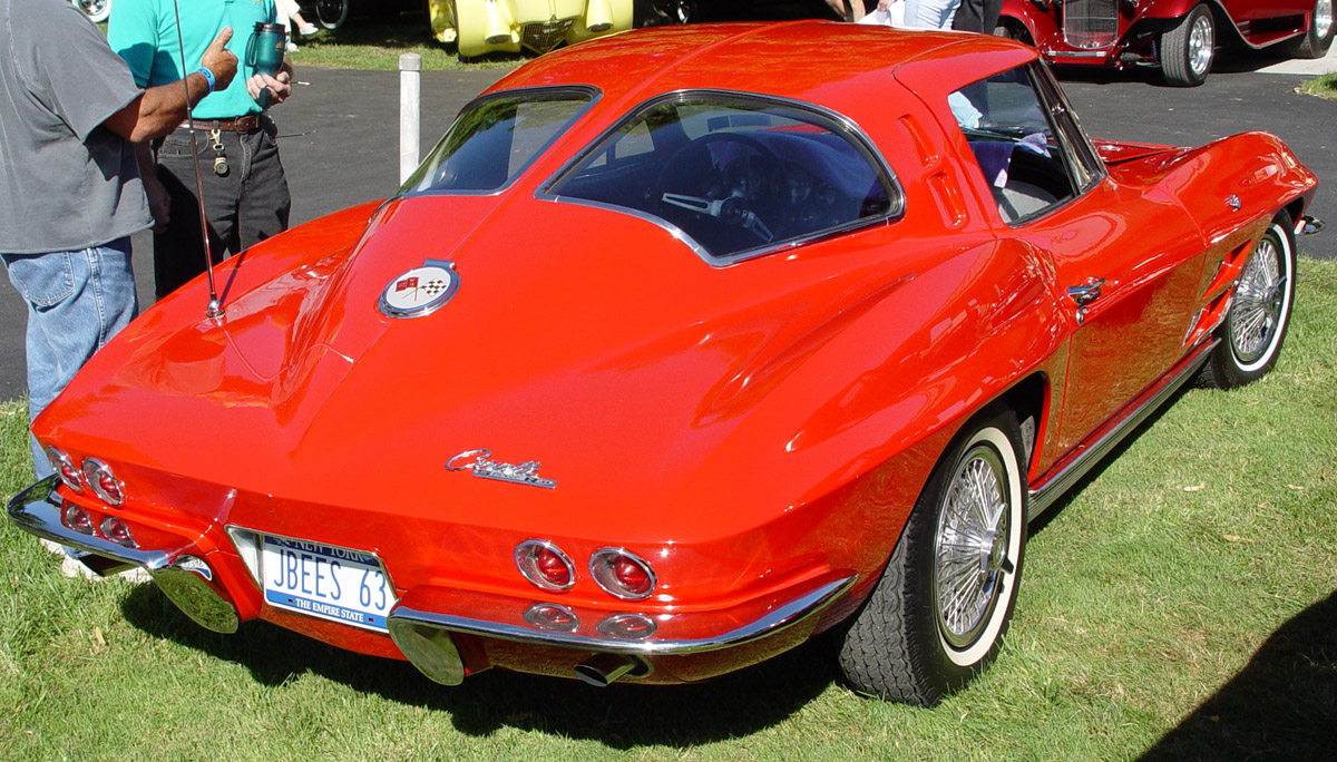 1963-Chevrolet-Corvette-rear-red-sy.jpg