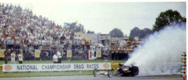 1963_INDY_DRAGSTER_BURNOUT.jpg