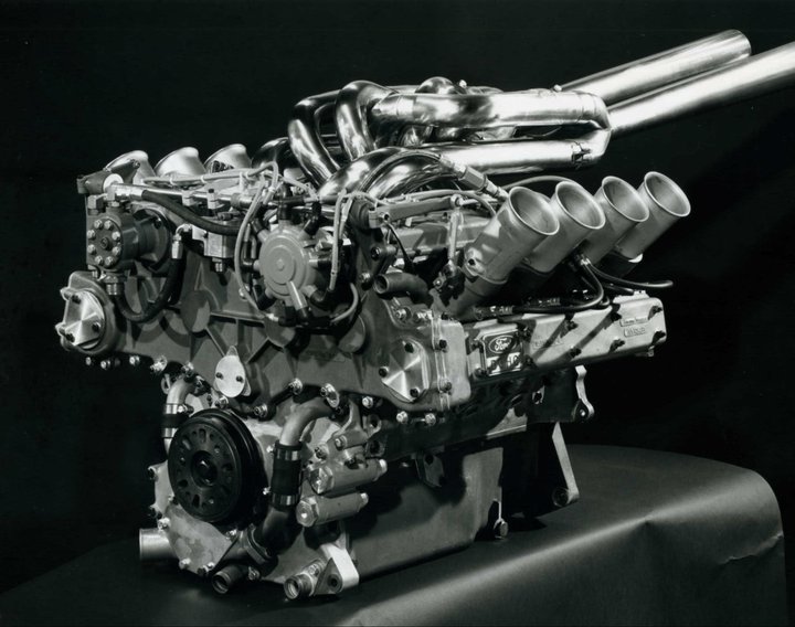 1964-Ford-DOHC-Indy-V8-complete-600.jpg