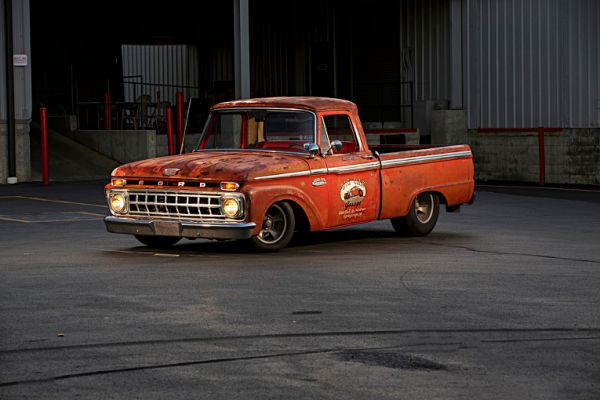 1965-ford-f-100-front-three-quarter-lights-on.jpg.cf.jpg