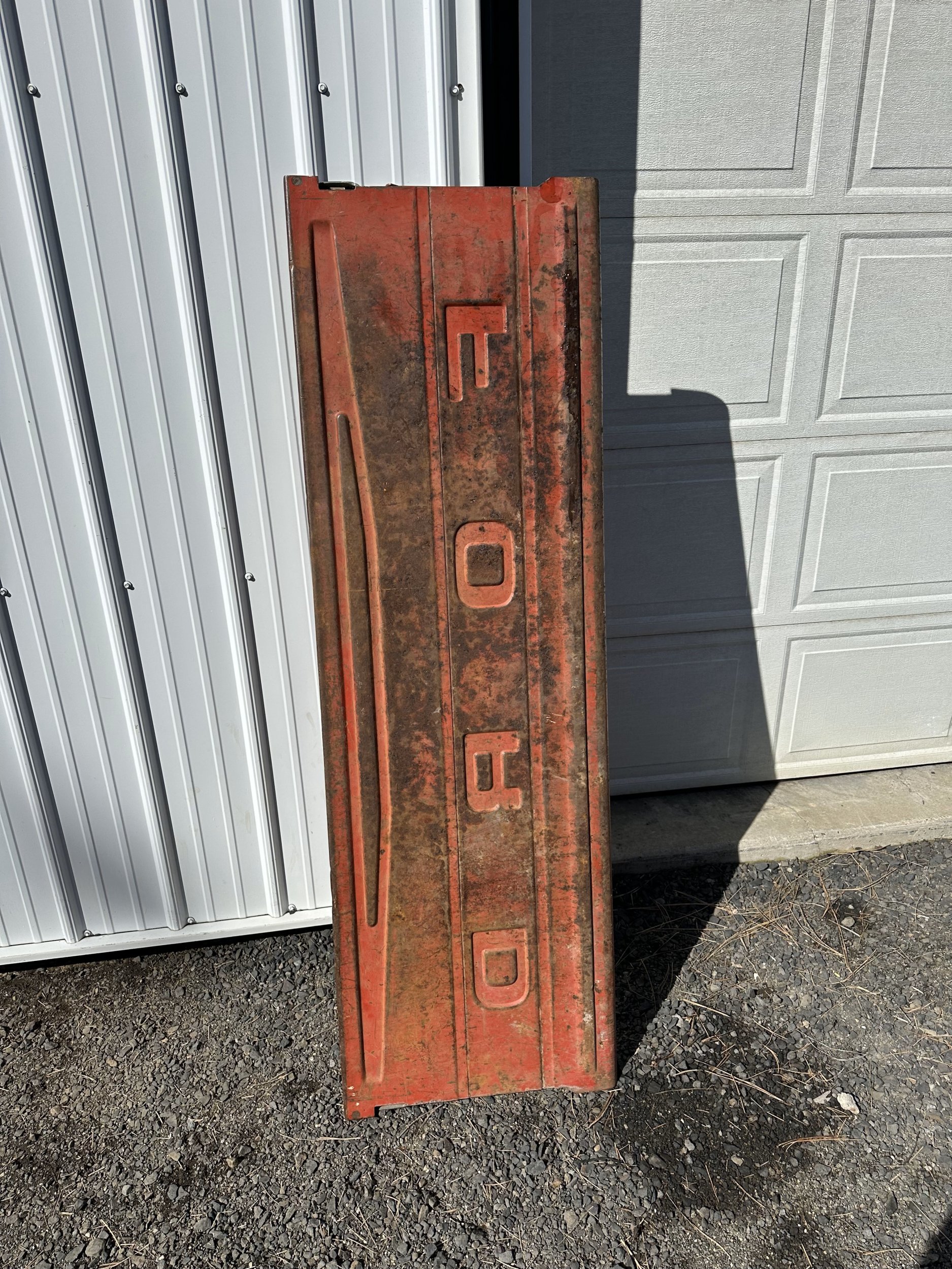 1965 tailgate 2.jpeg