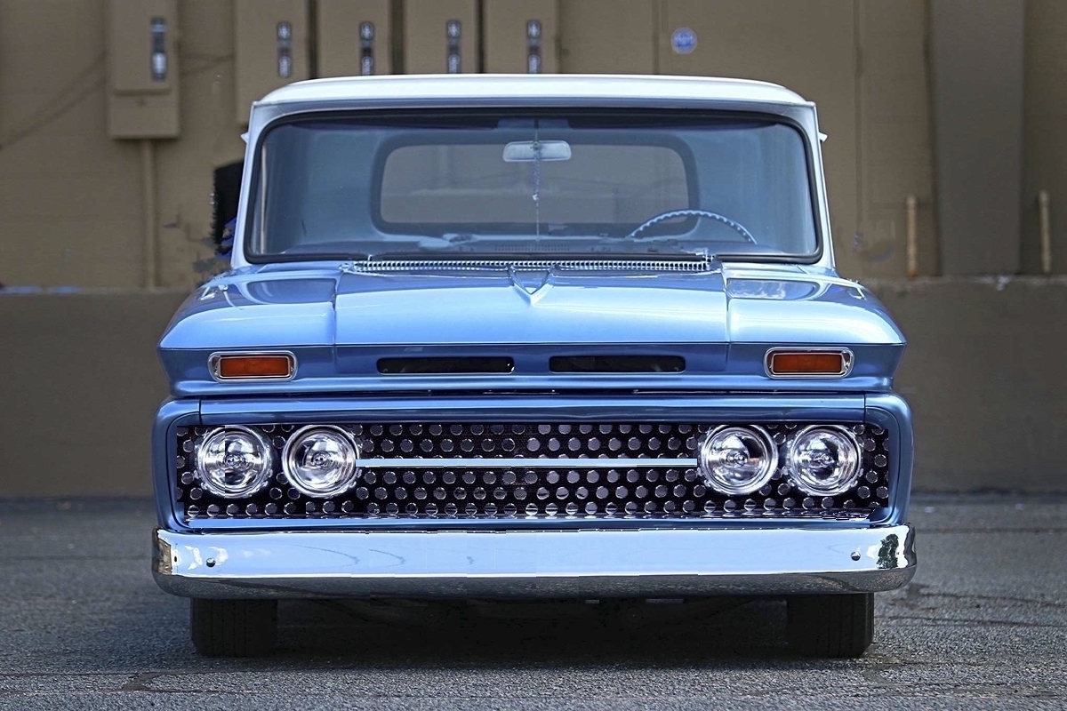 1966-Chevrolet-C10-Front-Grille 05b.jpg