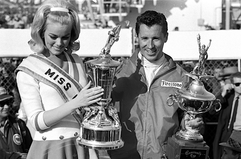 1967Daytona500MarioAndrettiTrophy_800.jpg
