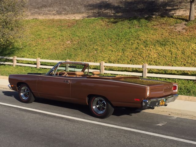 1969-69-plymouth-road-runner-roadrunner-convertible-2.jpg