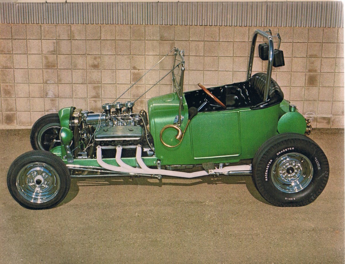 1969 SR Pictorial page 9.jpg