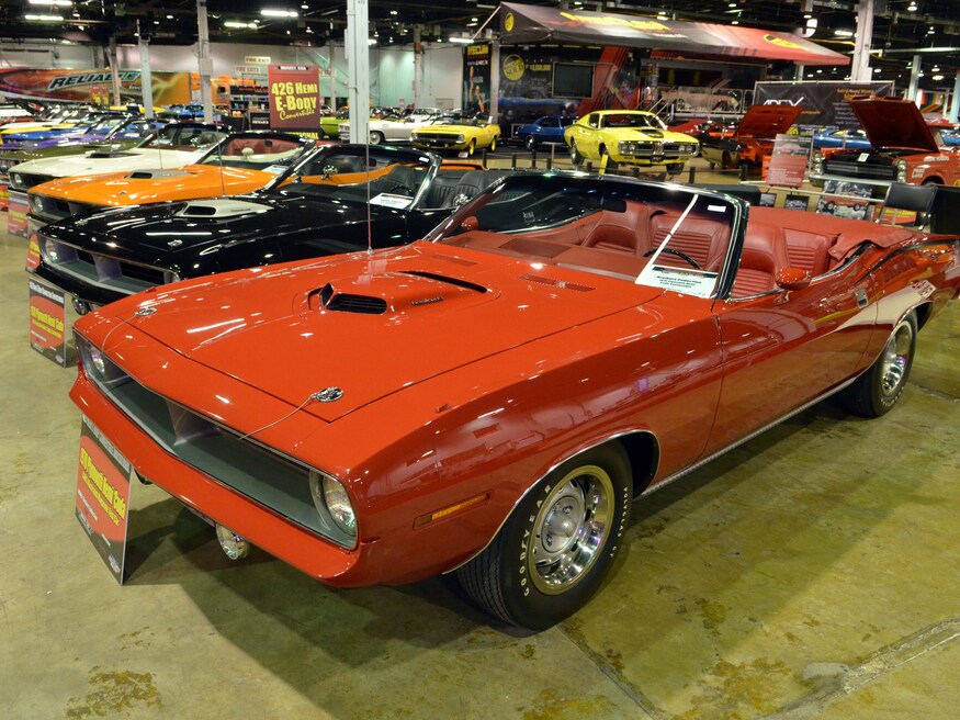 1970-hemi-cuda-convertible-red-brothers-2.jpg