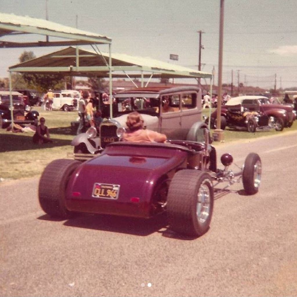 (1975) Dick Falk's (Dick Williams' 1953 AMBR) '27 T Roadster - rear.jpg