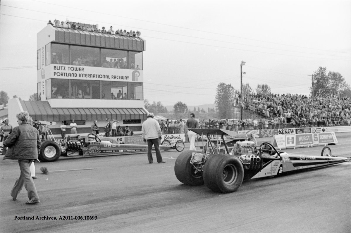 1976-jun-5_drag-race-at-pir_a2011-006-10693.jpg