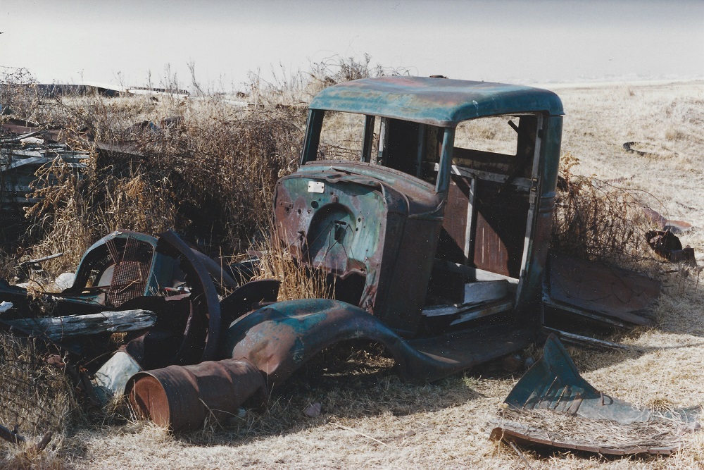 1991 Trucks under power linesb.jpg