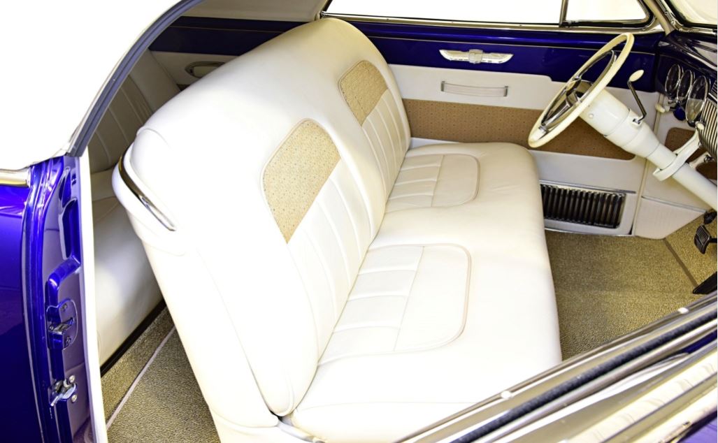 1elegant 1947 Cadillac - Kevin Anderson5 plush.JPG