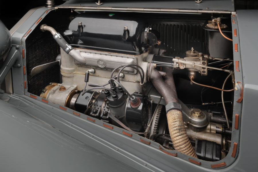 1engine 1927 Lancia Lambda Torpedo.jpg