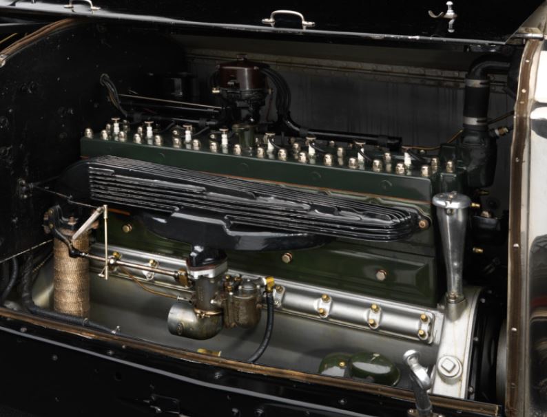 1engine 1927 packard speedster.JPG