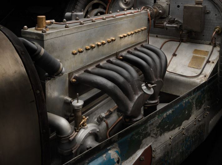 1engine 1930 bugatti type 35 1.JPG
