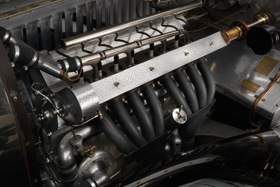 1engine Bugatti-Type-55-Super-Sport-1933.jpg