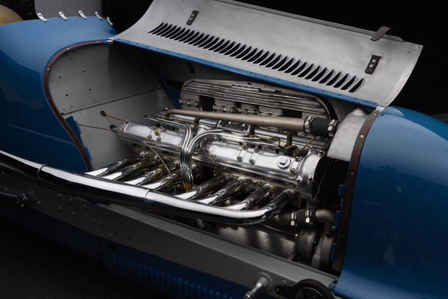 1engine Duesenberg-1930.jpg