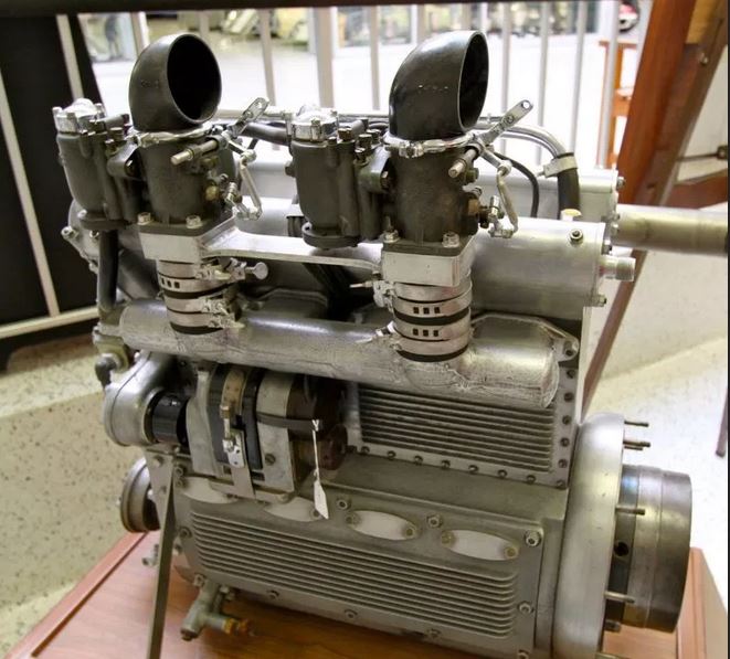 1engine6-Offenhauser.jpg