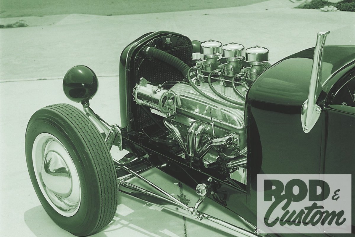 1smallblock1 Dick Bennett - 1927 Model T Roadster Pickup - May 1957d small block.jpg