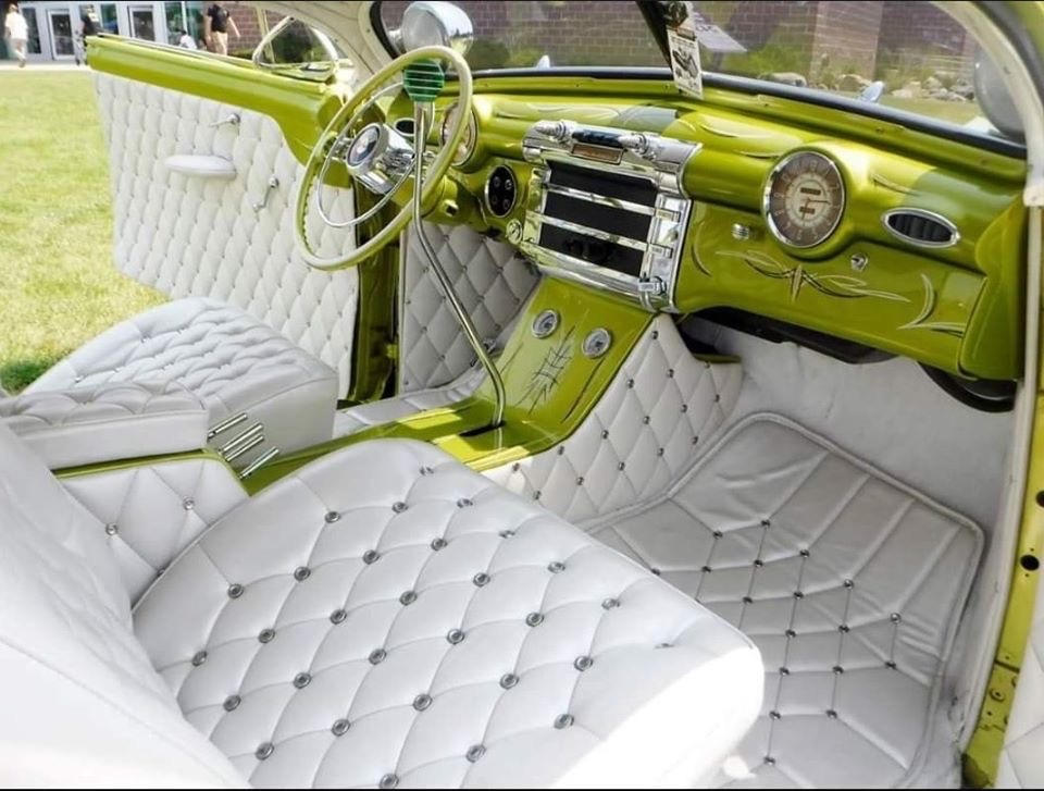 2 CUSTOM (167).jpg