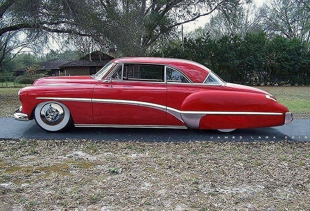 2 CUSTOM (270).jpg