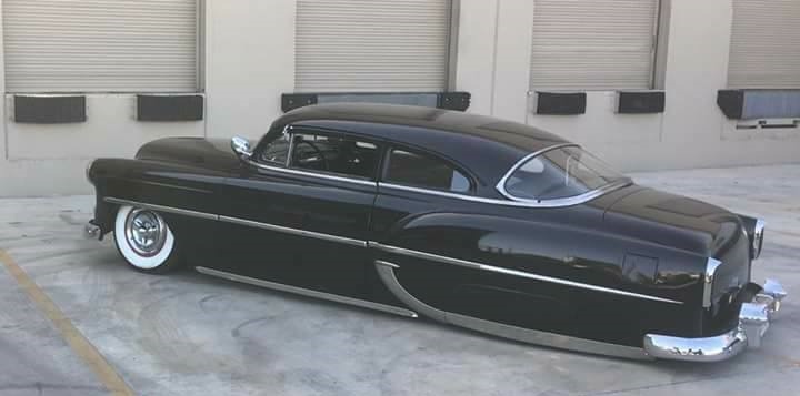 2 CUSTOM (401).jpg