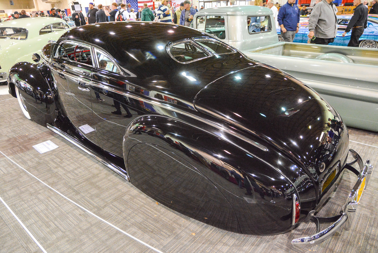 2 CUSTOM (402).jpg