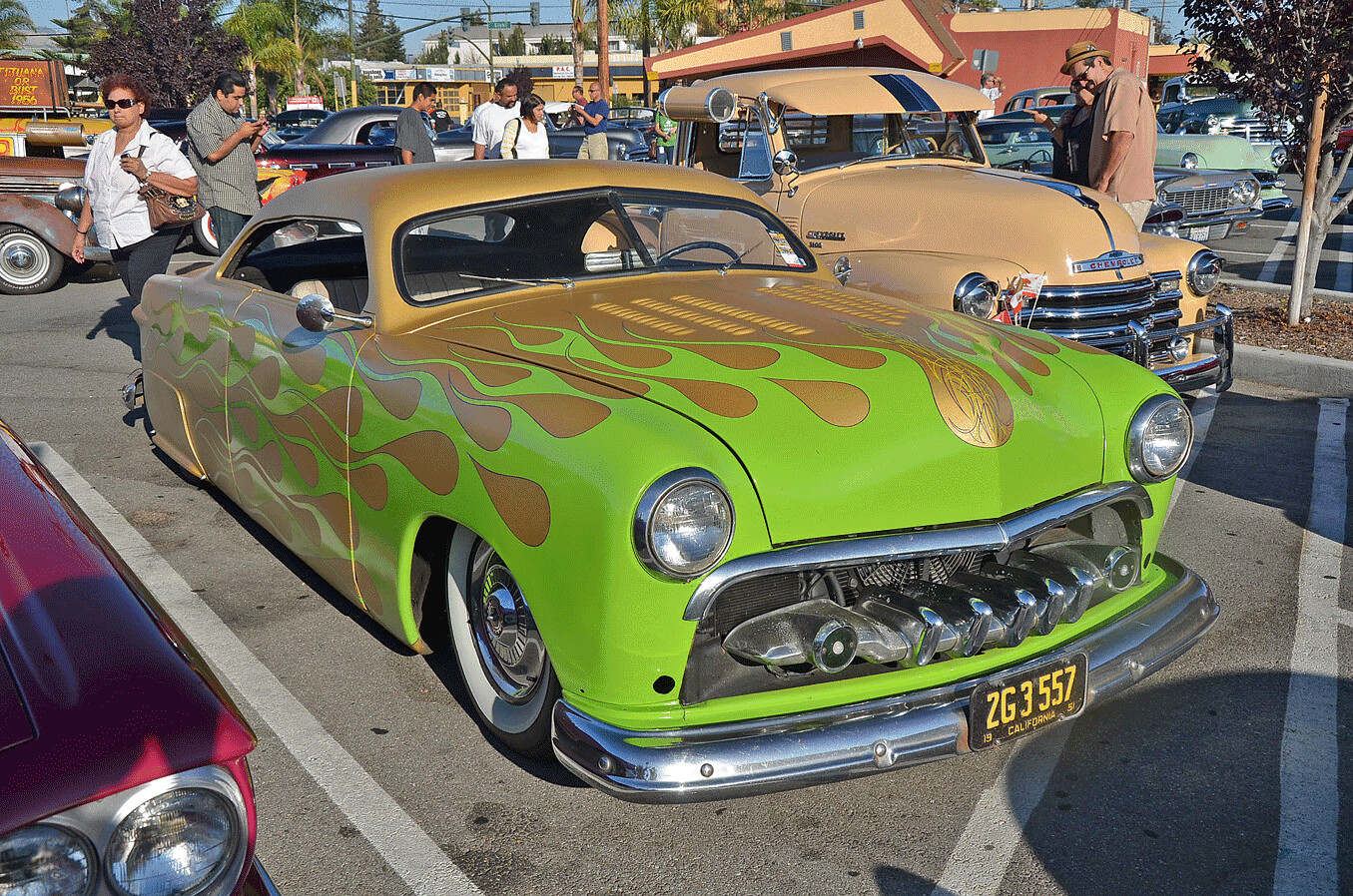 2 CUSTOMS BY HOWARD (251).jpg