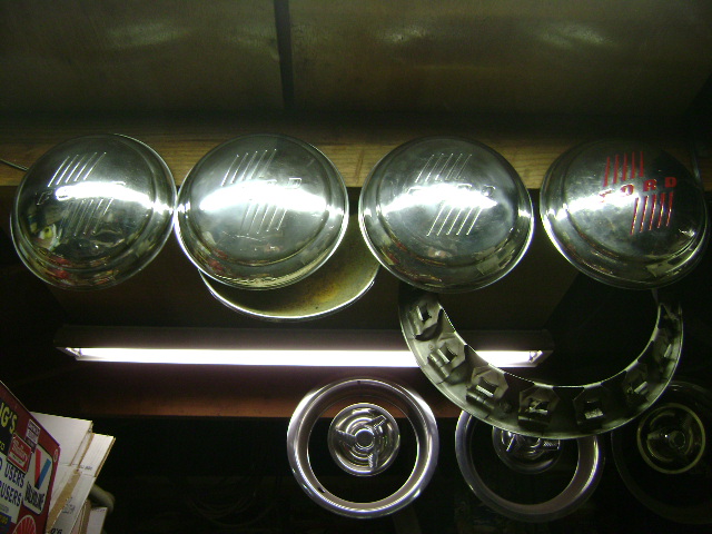 2011 04 01 hubcaps 2.JPG