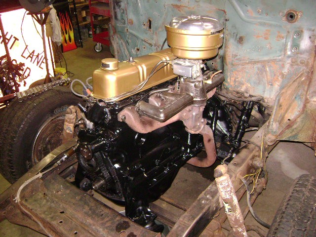 2011 05 01 engine paint 2.JPG