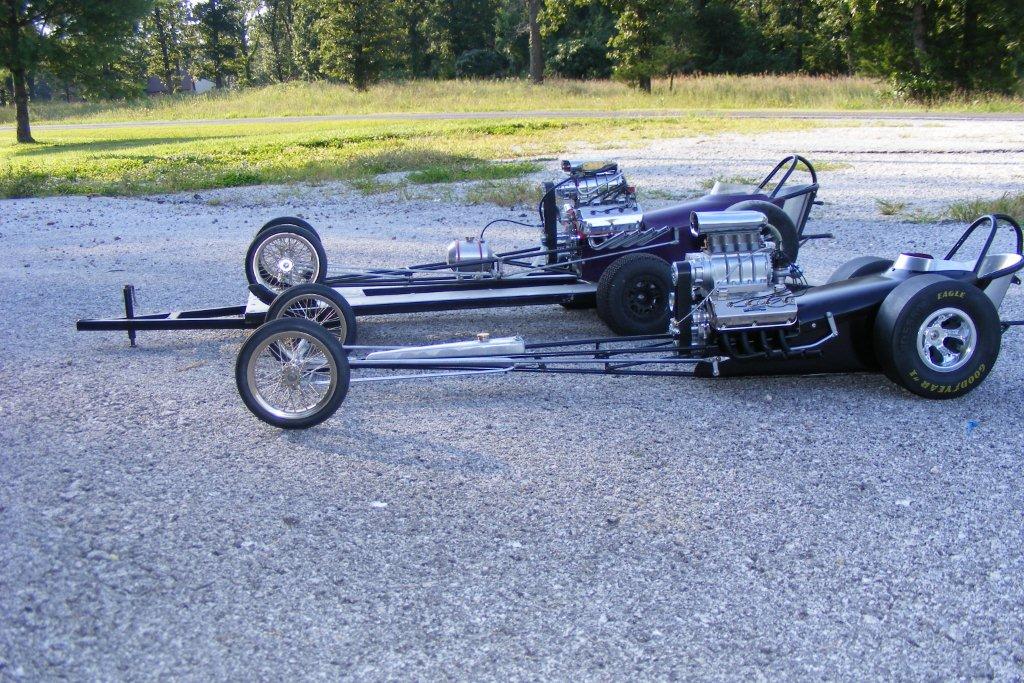 2013_0815drivewaydragsters0005.jpg