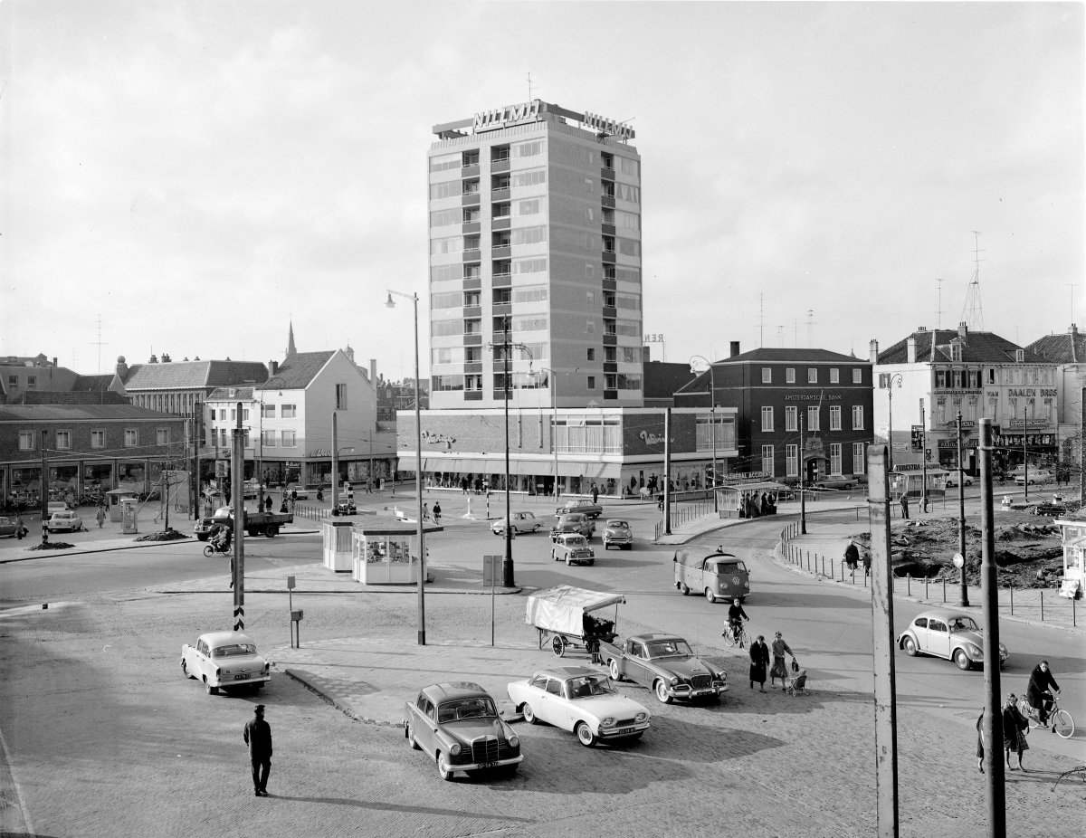 2016-06-01-Velperplein-1960.jpg