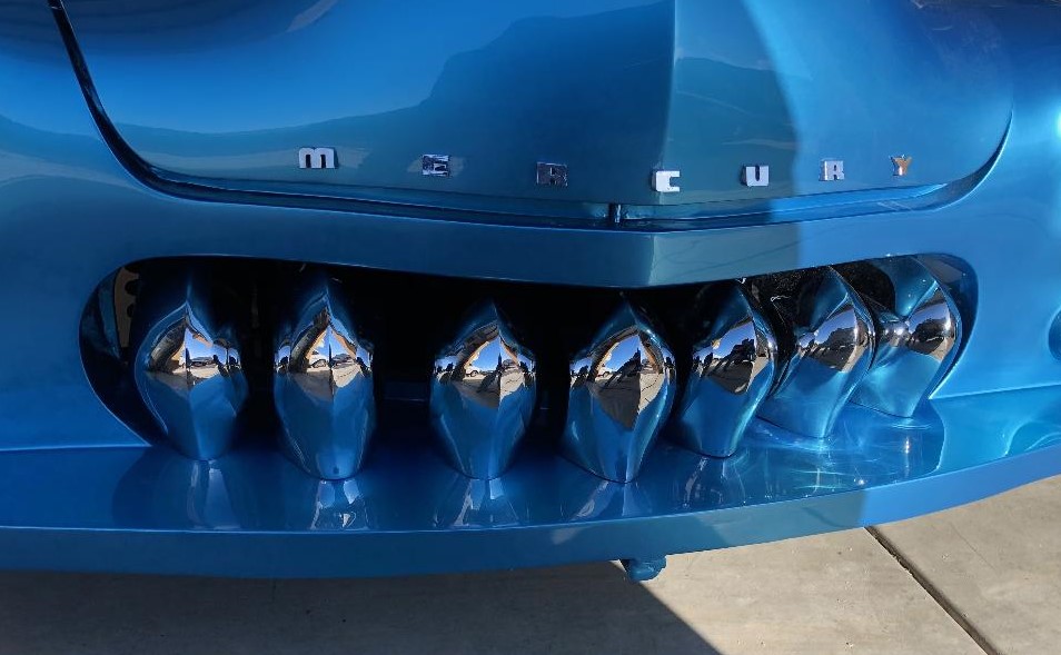 2019-10-05 Grille Teeth (2).jpeg