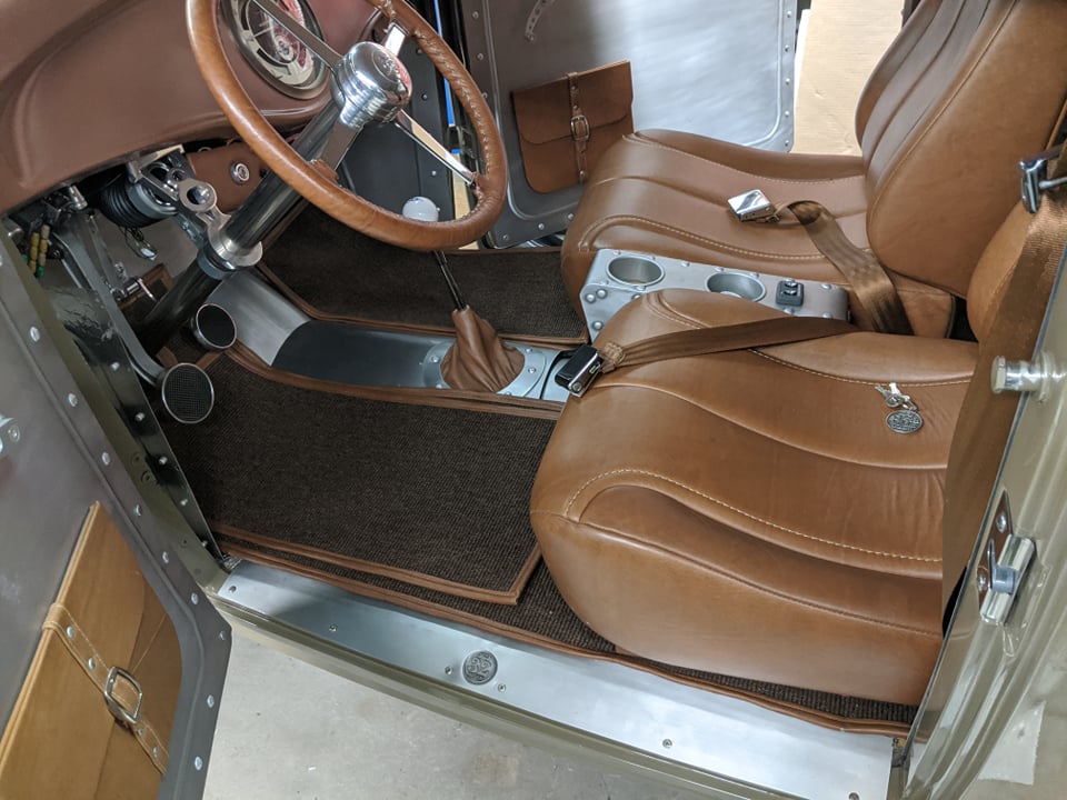 2021 tan 32 2dr interior.jpg