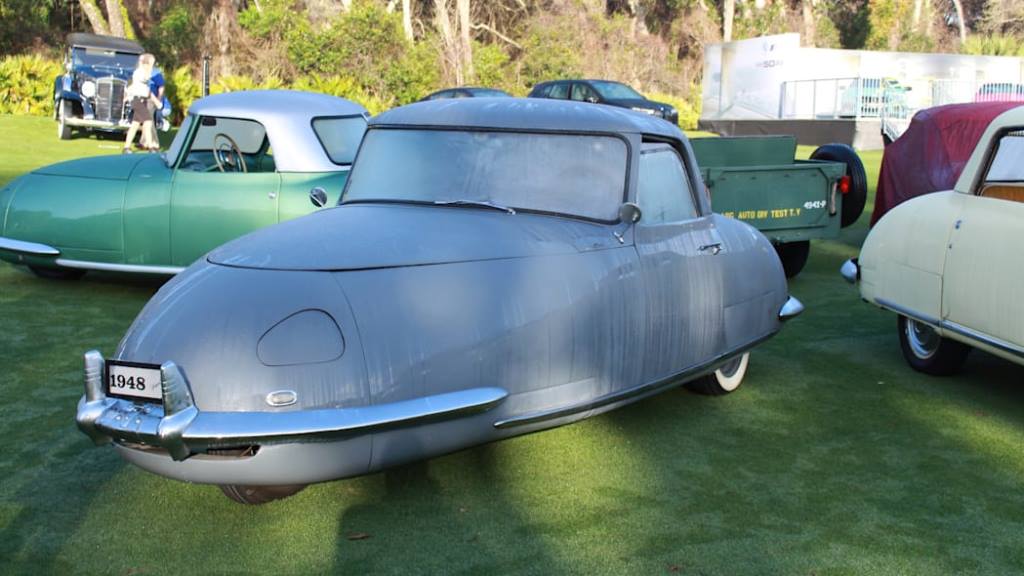 2022 'The Amelia' Concours d'Elegance Davis Divan Three-Wheeler Class (by Zac Palmer) (1).jpg
