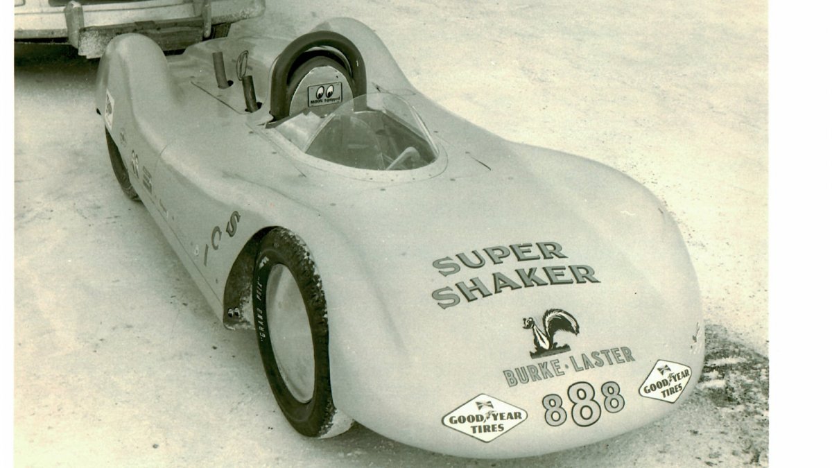 22 fiberglass bill burkes super shaker4.jpg