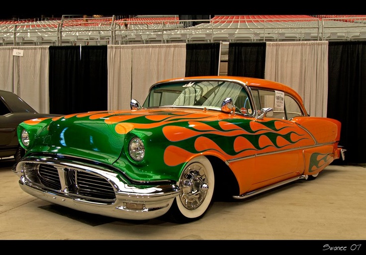 2475d7c4e8cff8297e7fd57942b3b4ba--old-classic-cars-black-cars.jpg