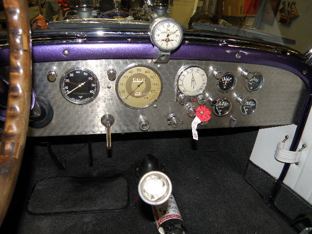 27 roadster dash 002.JPG