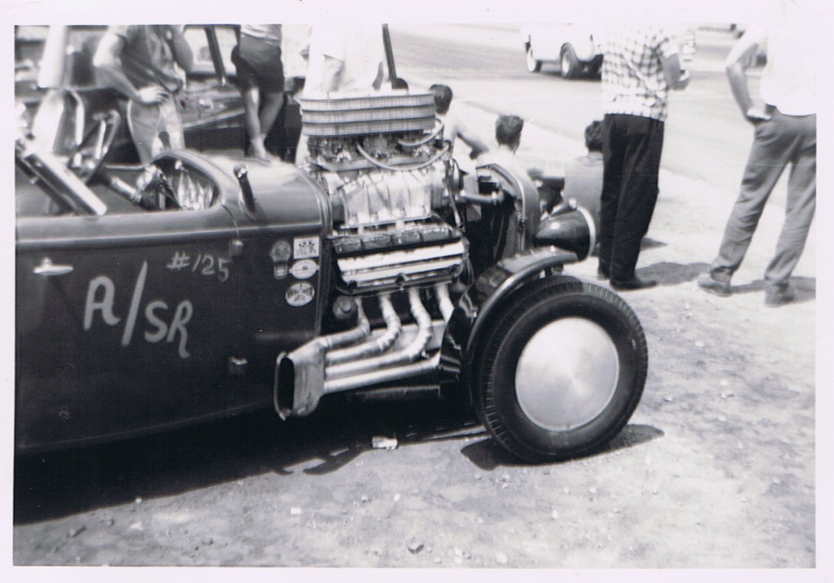 28 dino1 pipes.jpg