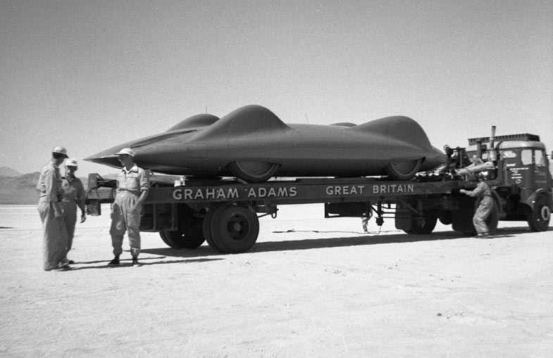 28 Donald Campbell's Bluebird arrives on the Bonneville Salt Flats, September 1960.jpg