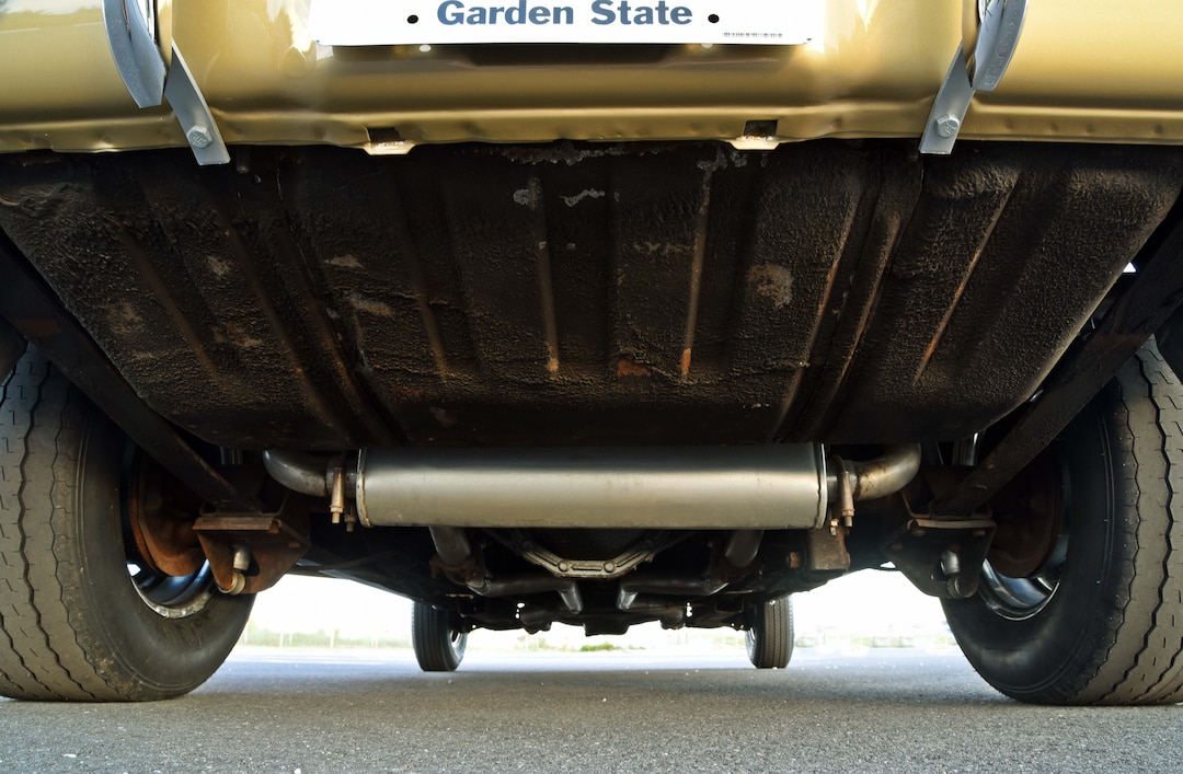 28-short-camaro-underside.jpg