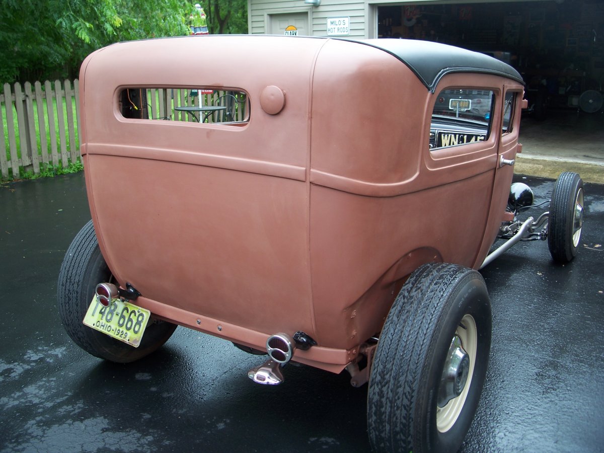 29 sedan almost 011.JPG