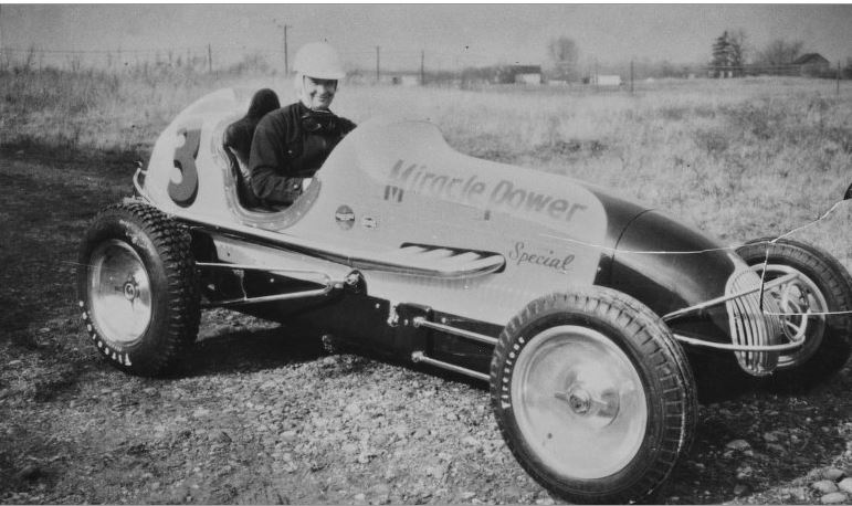 2x-18-b deb snyder 1952.JPG