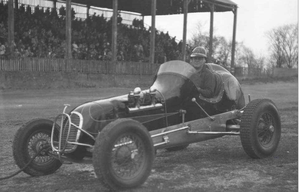 2x-25-b-joe langley 1947 win.JPG
