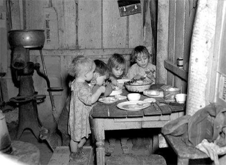 3 1 ch dinner  1936.jpg