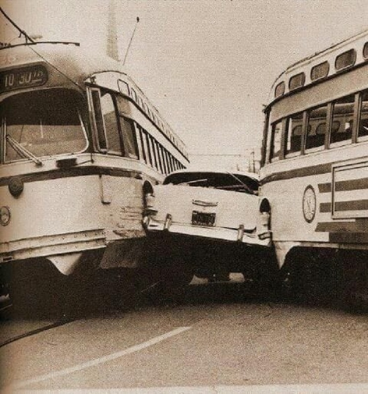3 2 1.jpg