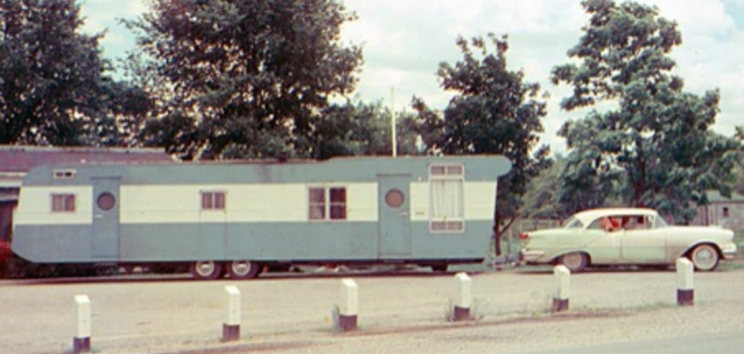 3 7 3.jpg