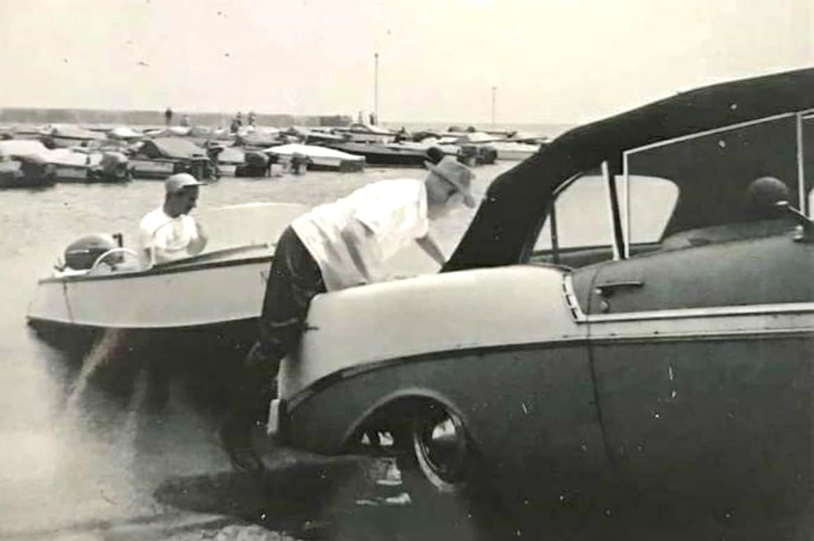 3 8 1A.jpg
