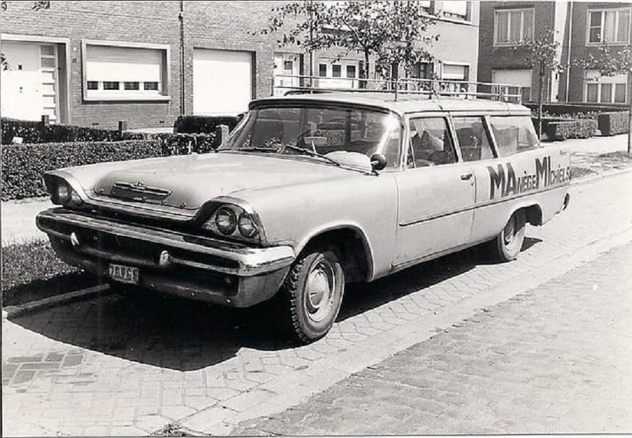3 9 3.jpg