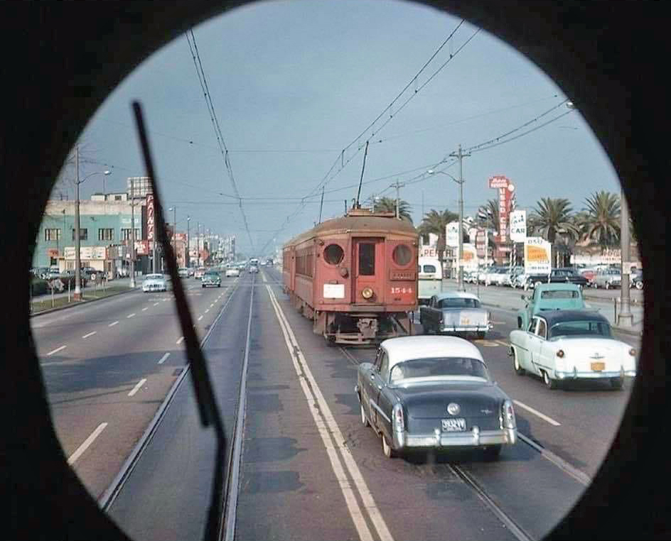 3 9 3.jpg