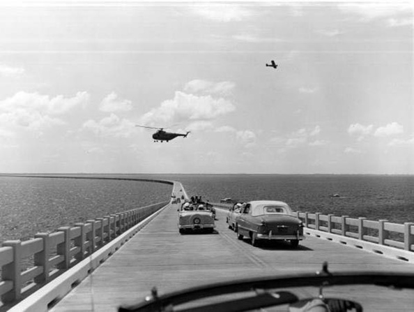 3 9 9b7 sunshine skyway bridge 1954.jpg